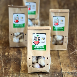 L'ail bio des Jardins de St-Félicien en format de 150g se conserve tout l'hiver dans son contenant de carton